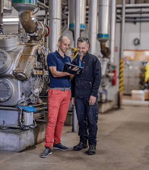 Froid-Littoral-discussion-akea-energies-client-maitre-oeuvre-tablette